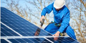 Installation Maintenance Panneaux Solaires Photovoltaïques à Loupiac